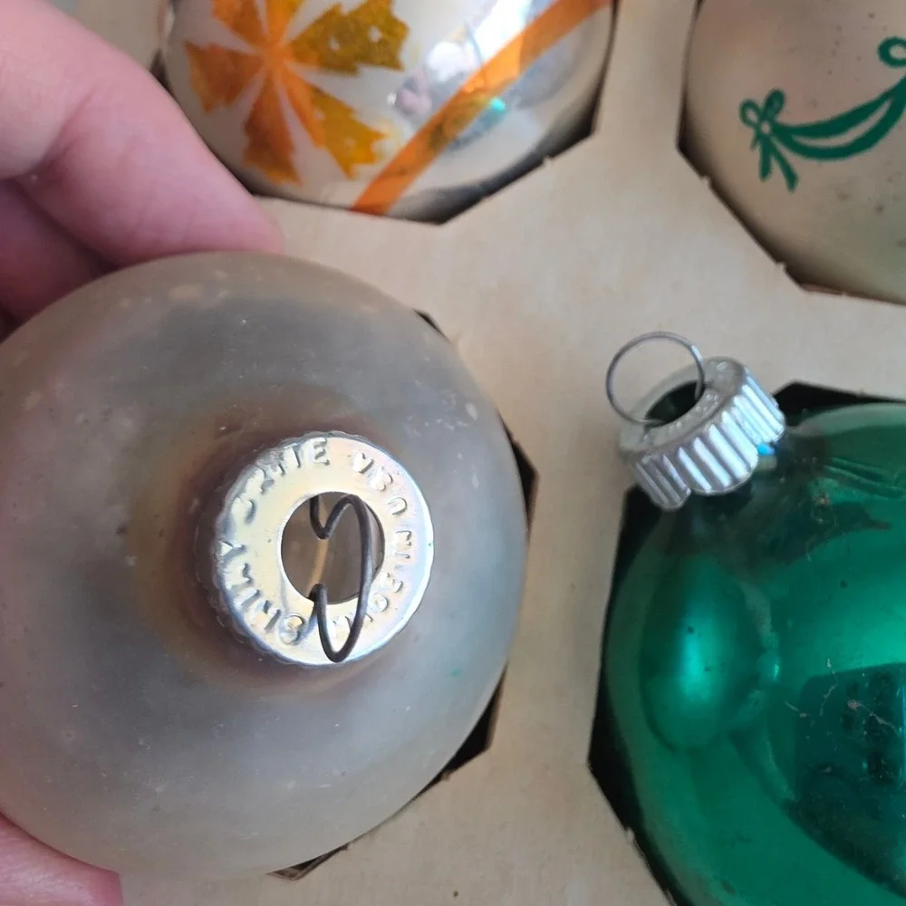 VTG Shiny Brite Glass Christmas Ornaments Set 9 Stenciled Orange & Green in Box